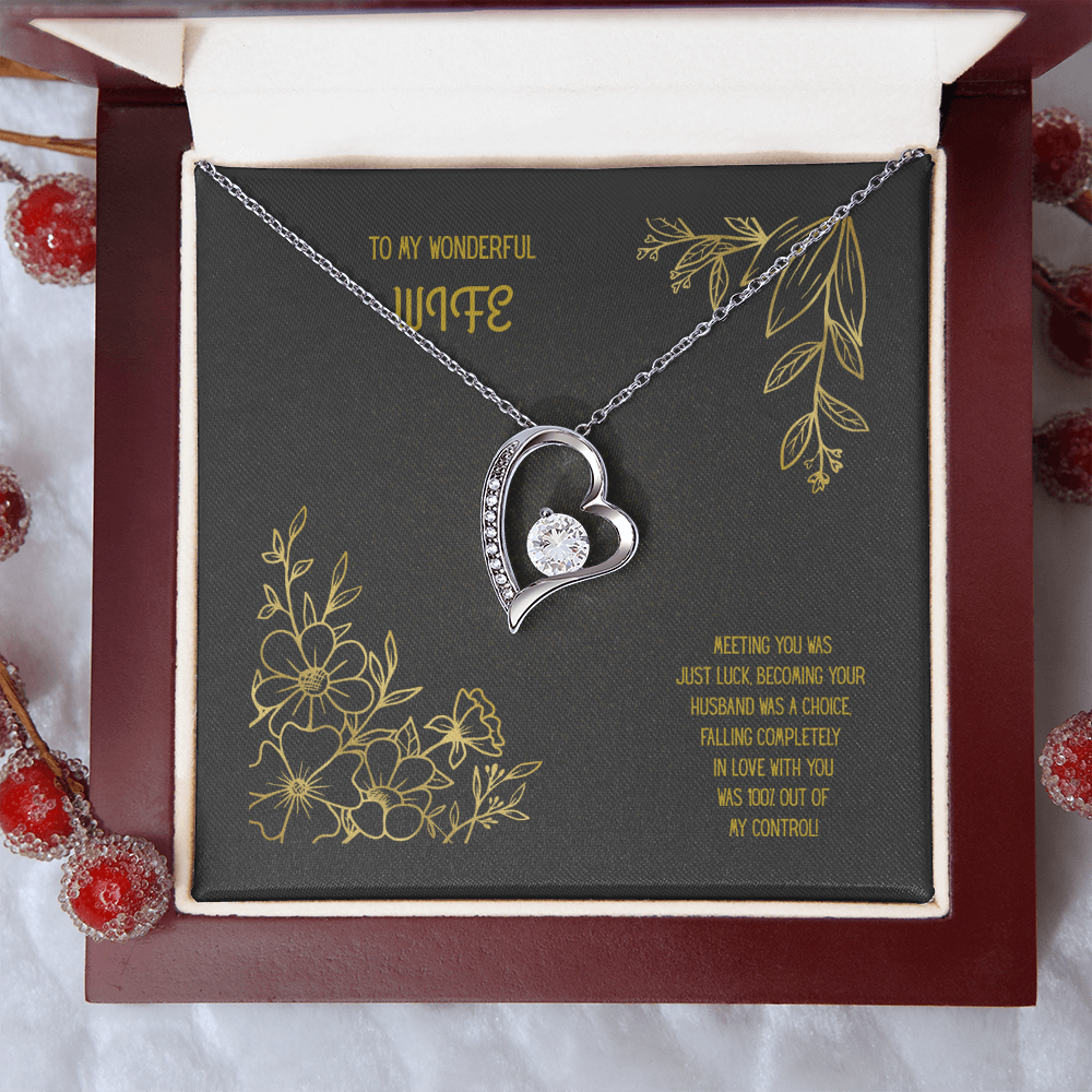 To My Wonderful Wife Black/Gold Heart Pendent